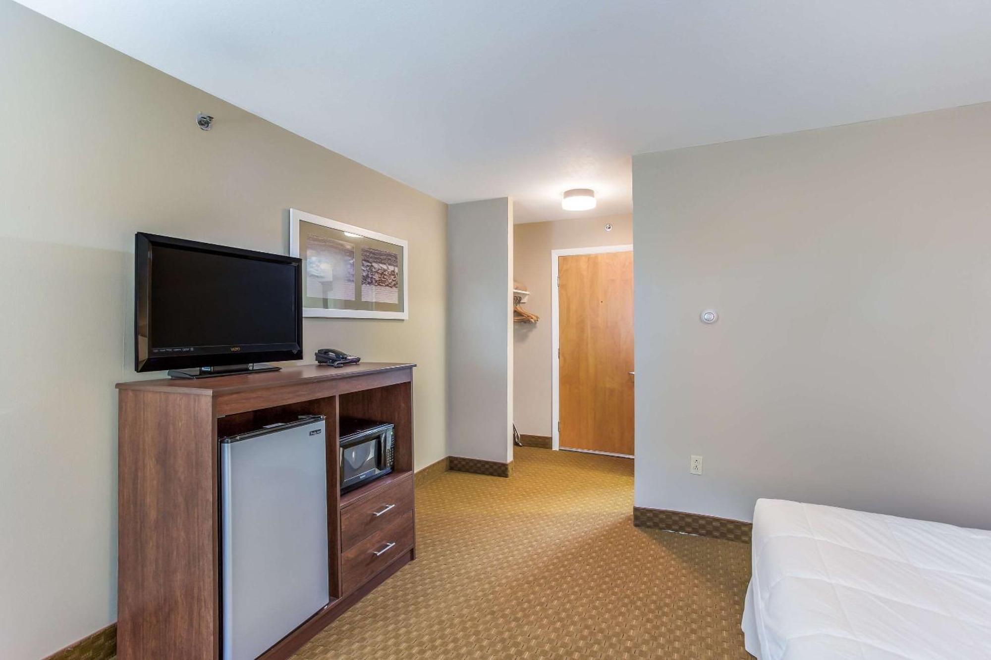 Quality Inn & Suites Gorham Esterno foto