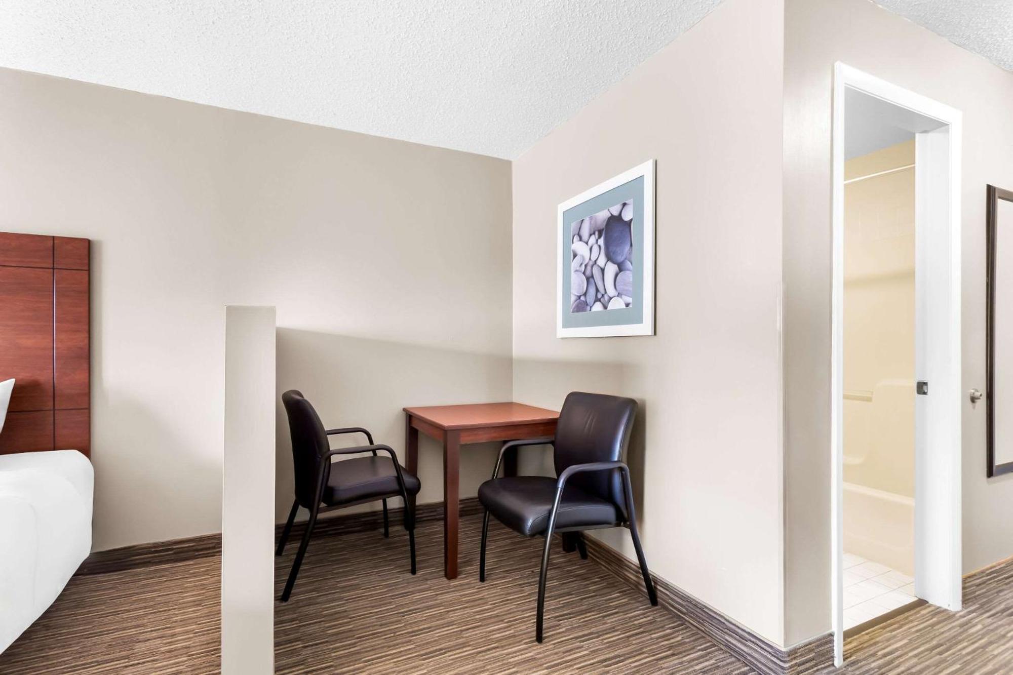 Quality Inn & Suites Gorham Esterno foto