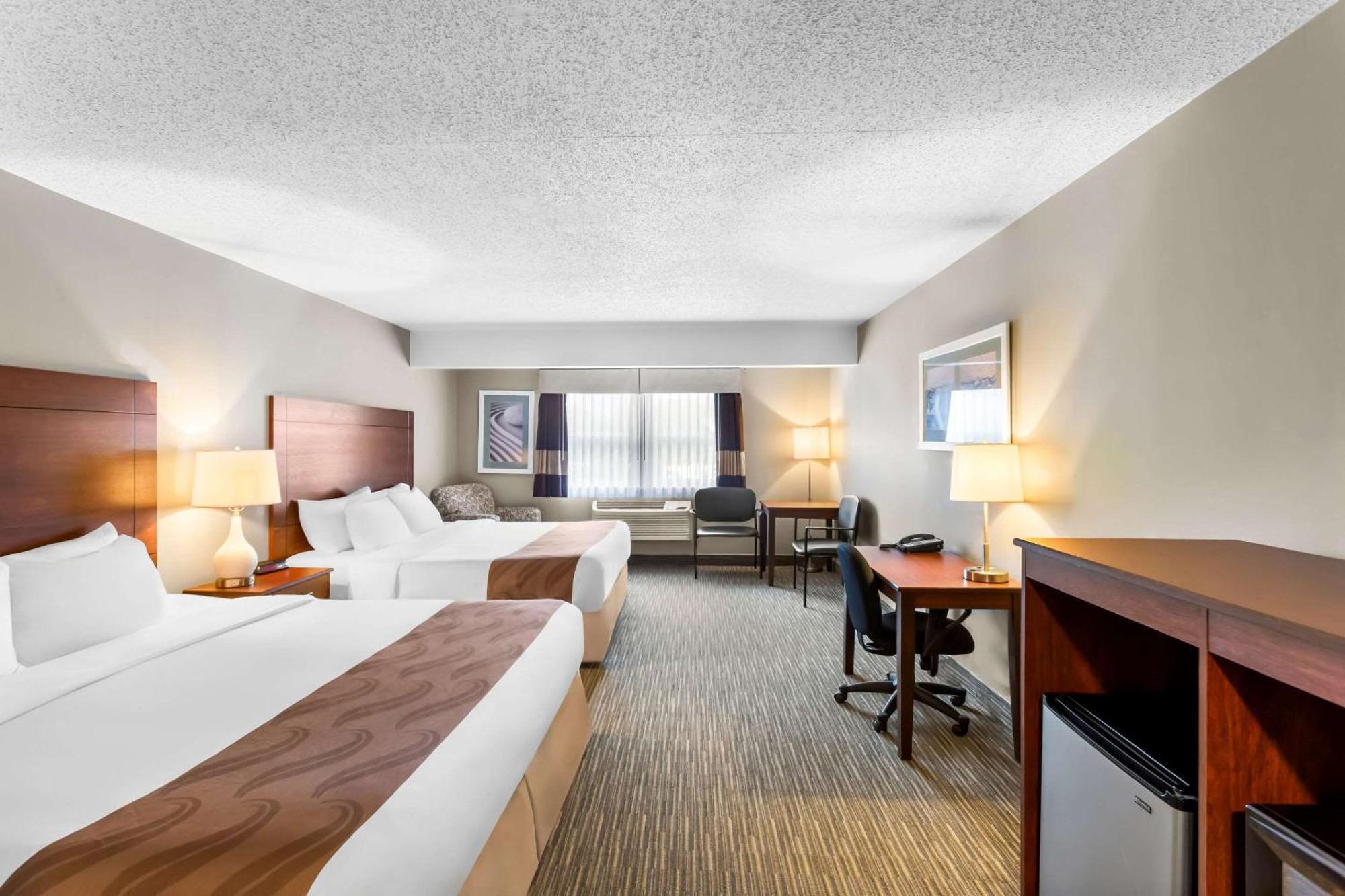 Quality Inn & Suites Gorham Esterno foto