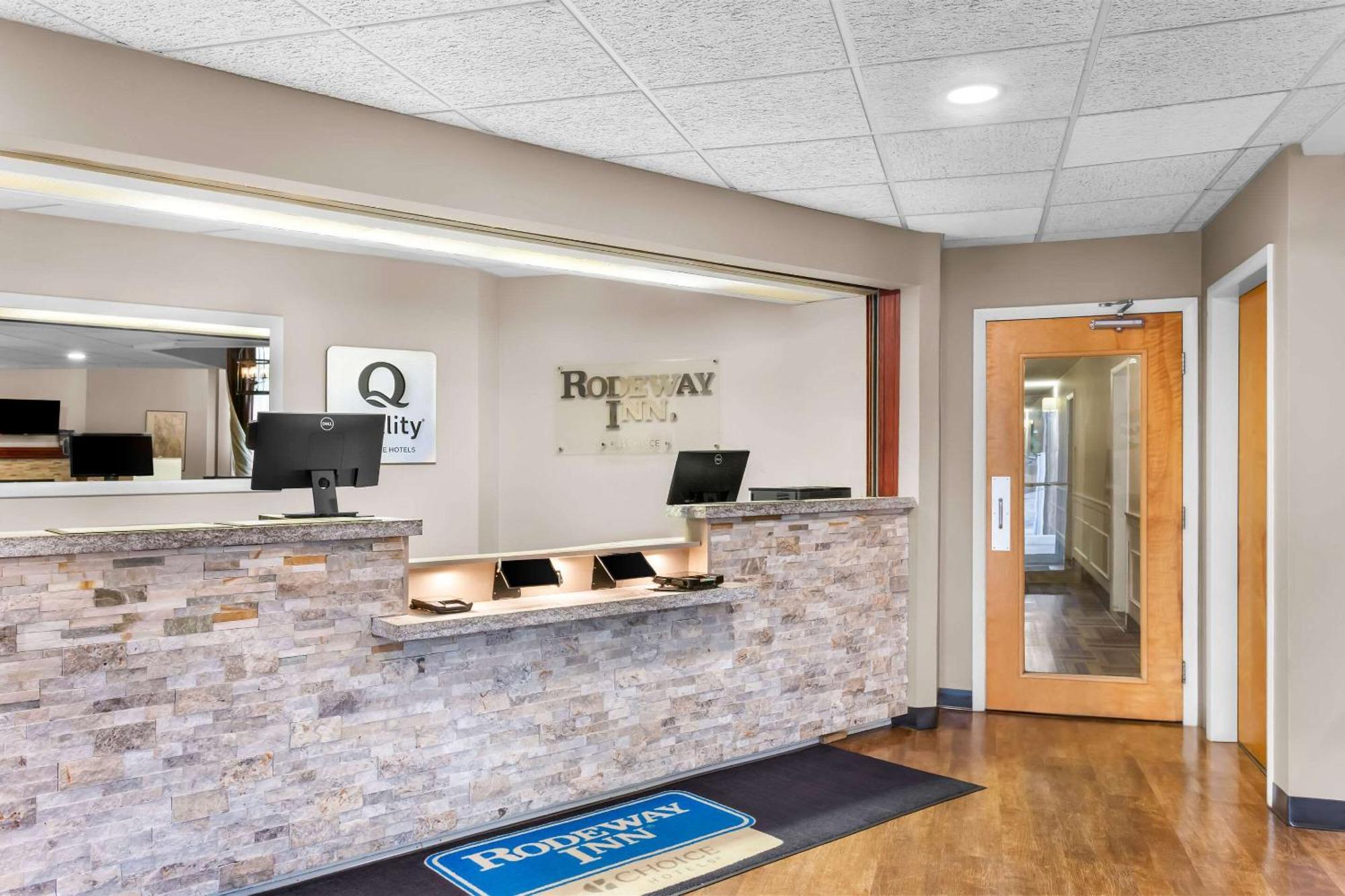 Quality Inn & Suites Gorham Esterno foto
